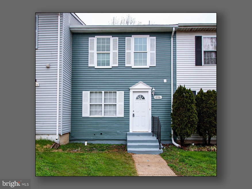 1206 Castlehaven Ct, Capitol Heights, MD 20743 - photo 1