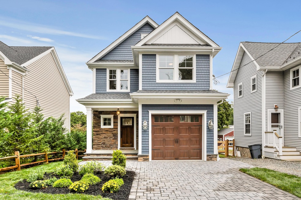 29 3rd St, Rumson, NJ 07760 - photo 1