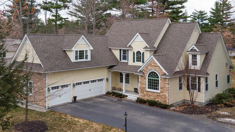 14 Falcon Way, Hales Location, NH 03860 - photo 1