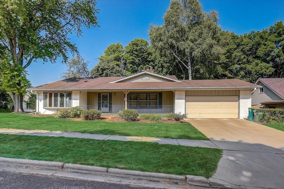 04-Bobolink Ln-004