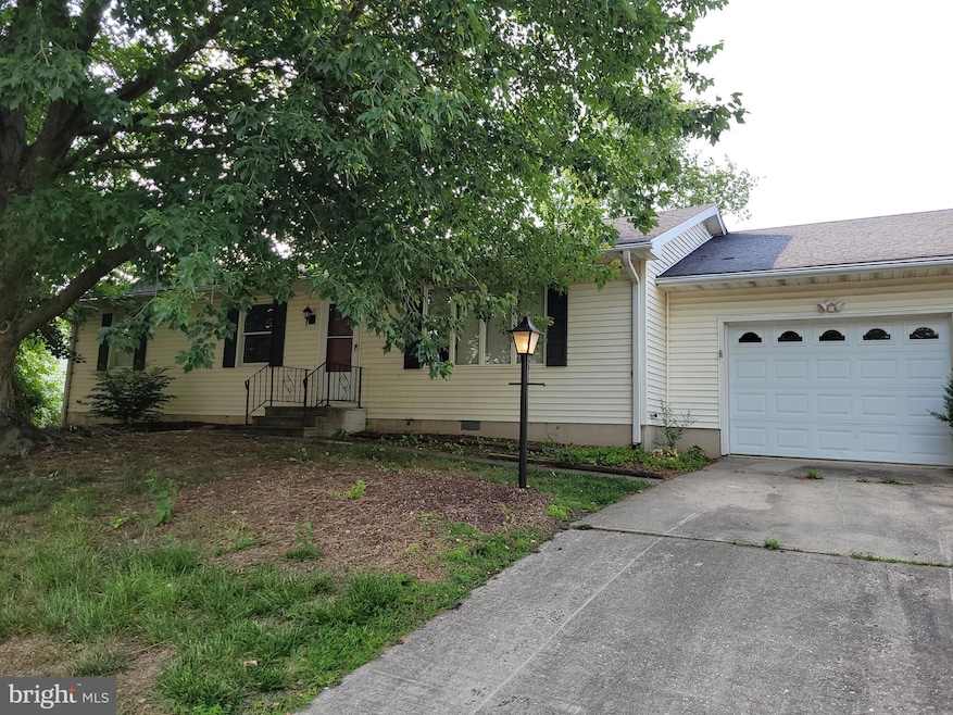 202 Royal Grant Way, Dover, DE 19901 - photo 1