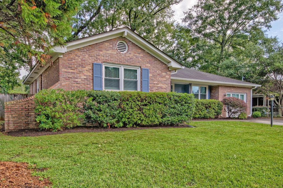 Under Contract $460,000