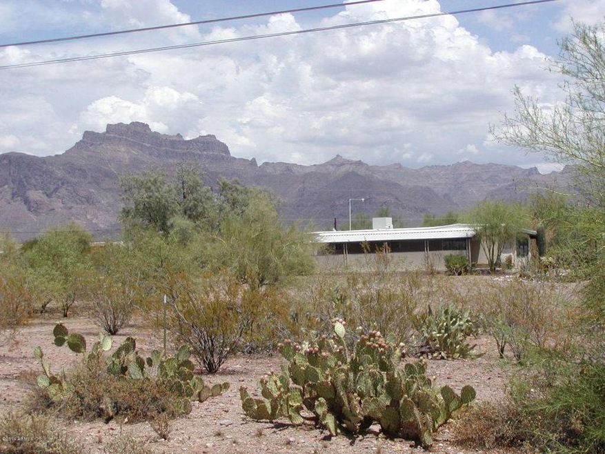 633 S Hilton 011
