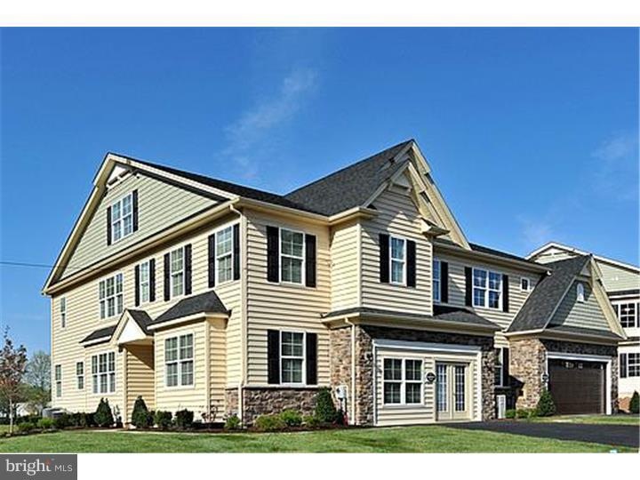 357 Newbury Ct, North Wales, PA 19454 - photo 1