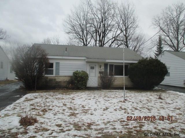 389 Eastern Ave, Rensselaer, NY 12144 - photo 1