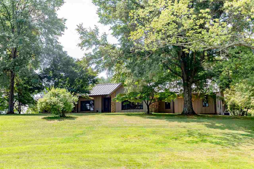 7158 Clover Hill St, Bowling Green, KY 42103 - photo 1