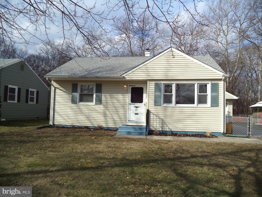 22 W Woodcrest Ave, Maple Shade, NJ 08052 - photo 1