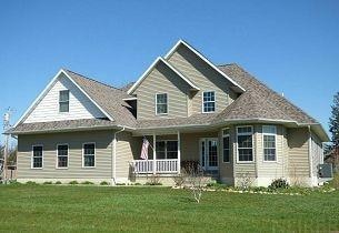 305 Sherman St, Dysart, IA 52224 - photo 1