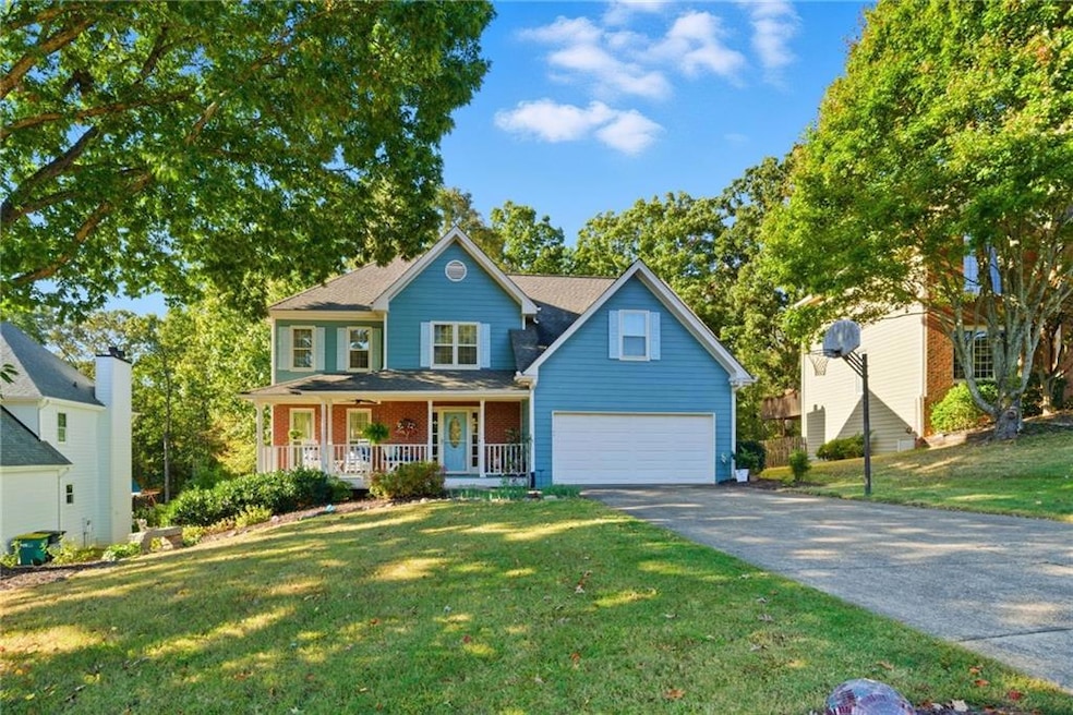 1015 Secret Cove Dr, Sugar Hill, GA 30518 - photo 1