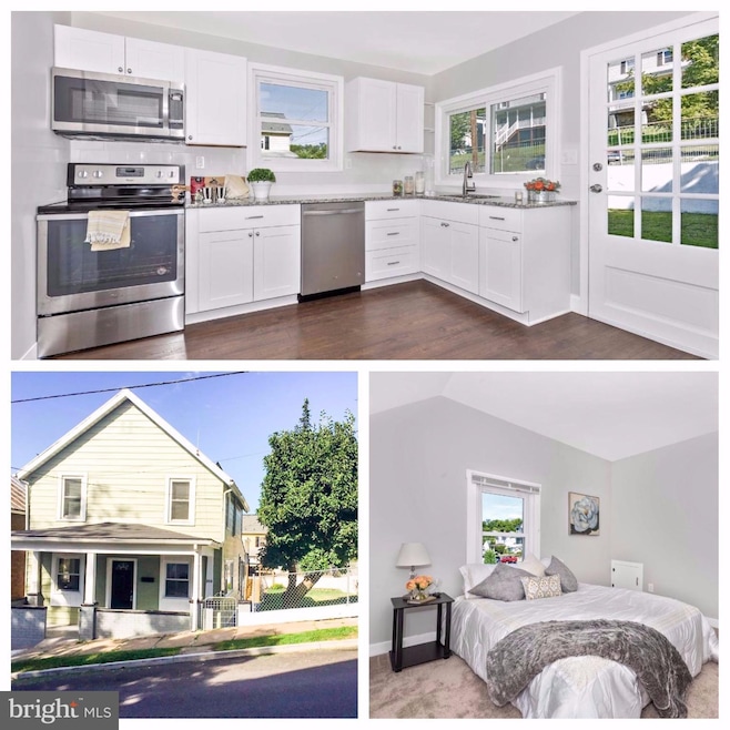 213 N Maple Ave, Brunswick, MD 21716 - photo 1