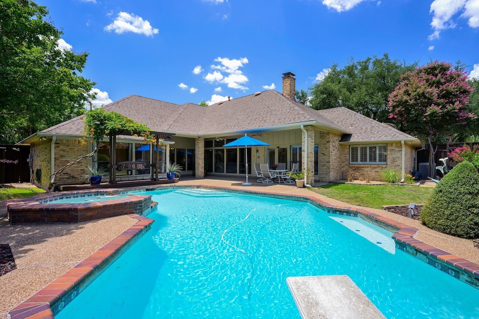 For Sale $850,000 • Co-Listing Agent