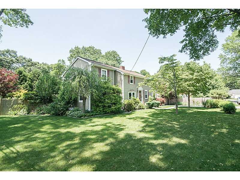 3 Houghton St, Barrington, RI 02806 - photo 1