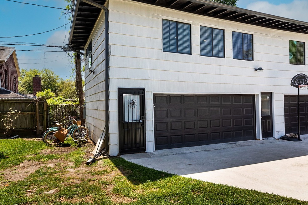 3742 Charleston St unit 1/2, Houston, TX 77021 - photo 1