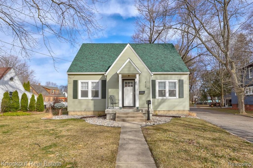 426 W Tuscola St, Frankenmuth, MI 48734 - photo 1