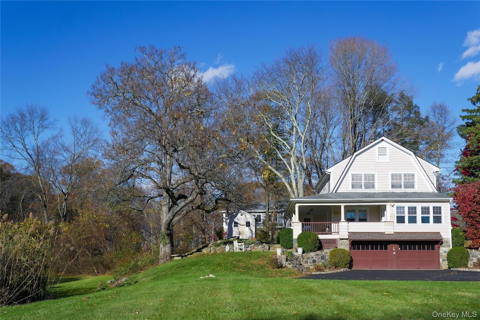 100 Salem Rd, Pound Ridge, NY 10576 - photo 1