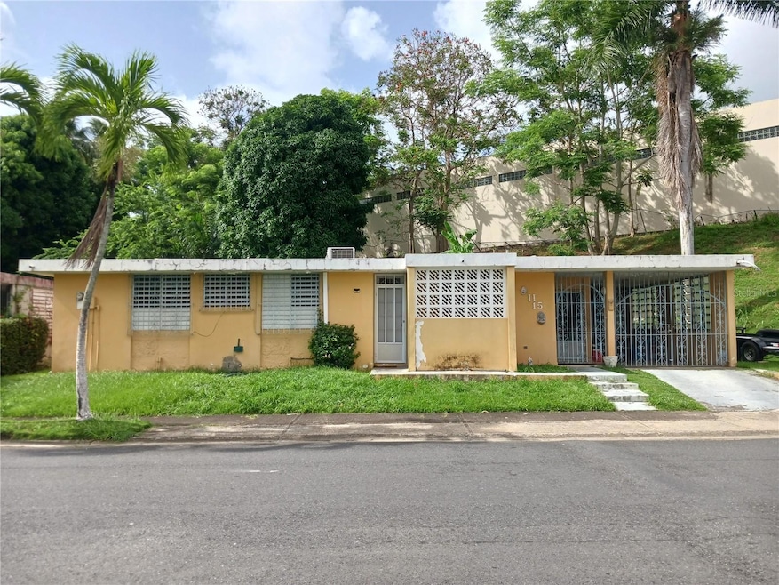 II-15 Calle 2, Bayamon, PR 00959 - photo 1