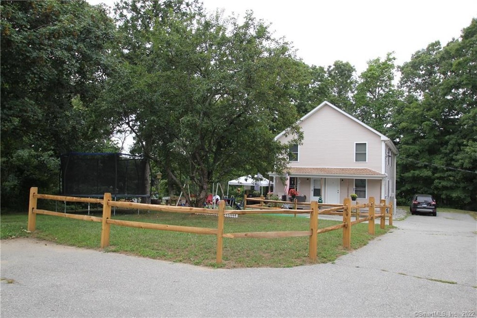 7 Sylvester St, Norwich, CT 06360 - photo 1