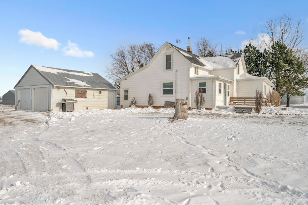 1830 190th Ave, Milford, IA 51351 - photo 1