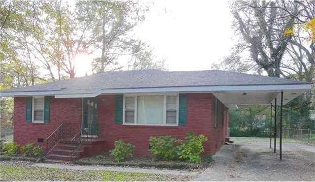 FOUR SIDE BRICK RANCH IN GREAT MARIETTA LOCATION, 