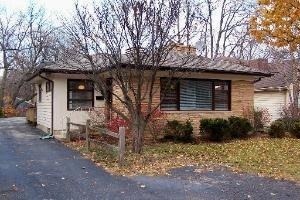 817 E Chicago Ave, Naperville, IL 60540 - photo 1