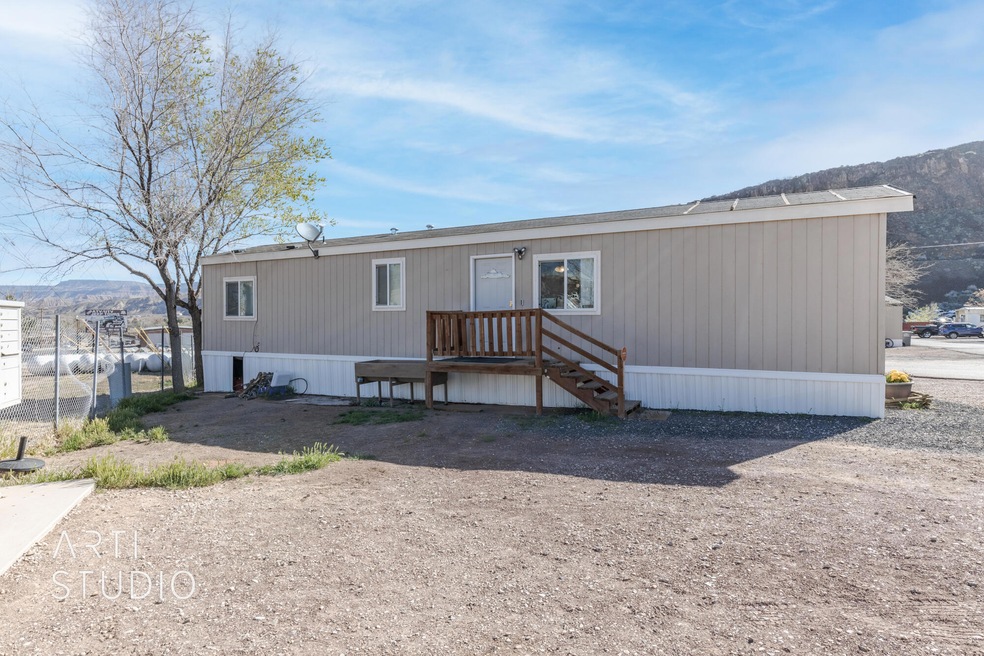 590 N State St #1, Hurricane-03