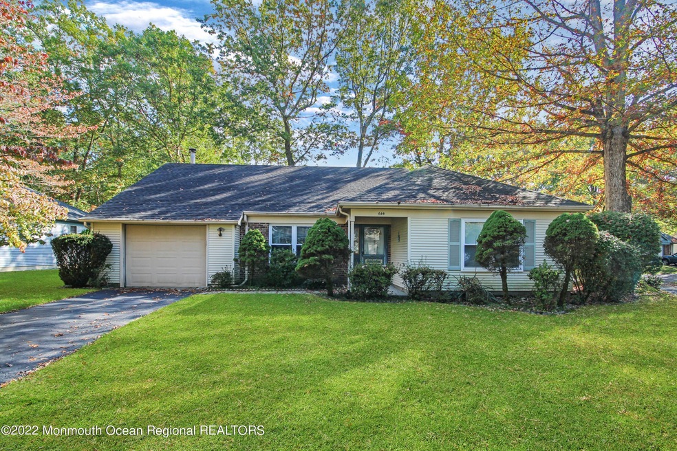 644 Petunia Ln S, Whiting, NJ 08759 - photo 1