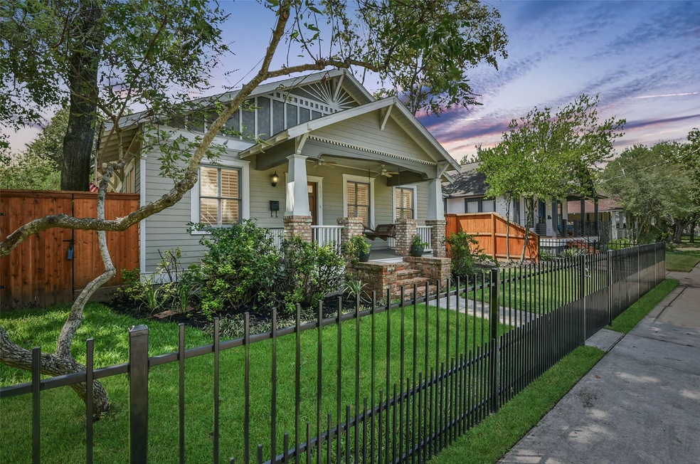 802 Omar St, Houston, TX 77009 - photo 1