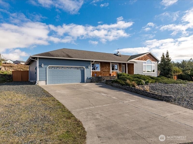 670 El Prado Ave, Coupeville, WA 98239 - photo 1