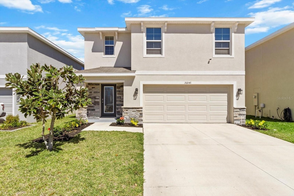 Welcome Home to Heritage Hills in Dade City