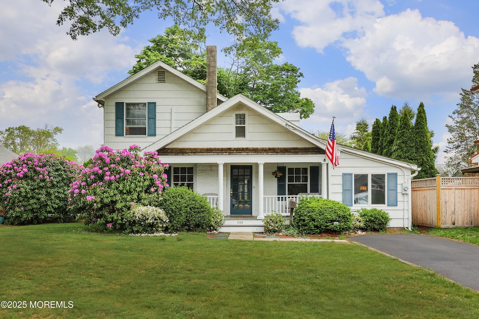 Sold $1,301,284 • Co-Listing Agent