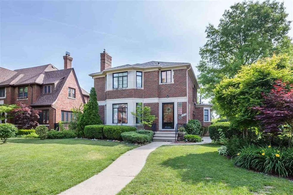 1204 Bedford Rd, Grosse Pointe Park, MI 48230 - photo 1