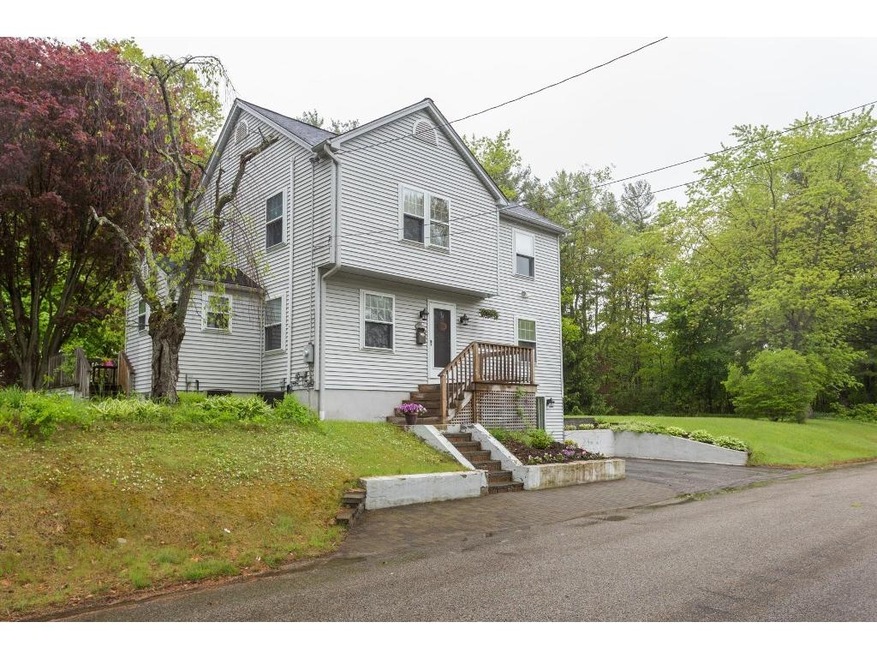 582 Greenside Ave, Portsmouth, NH 03801 - photo 1