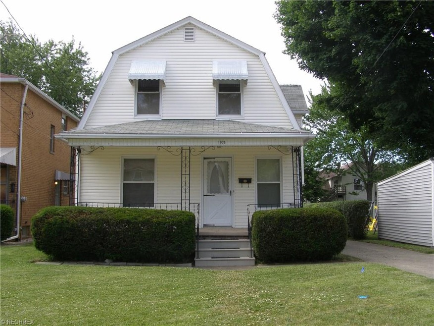 1108 W 6th St