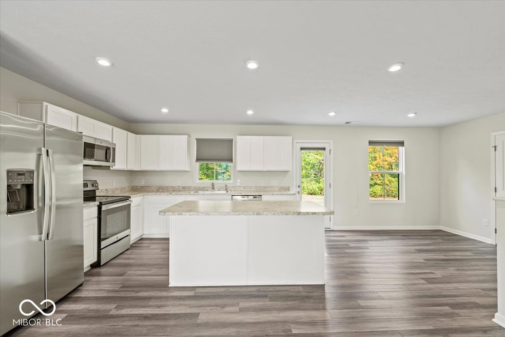 3068 E Thorpe St, Danville, IN 46122 - photo 1