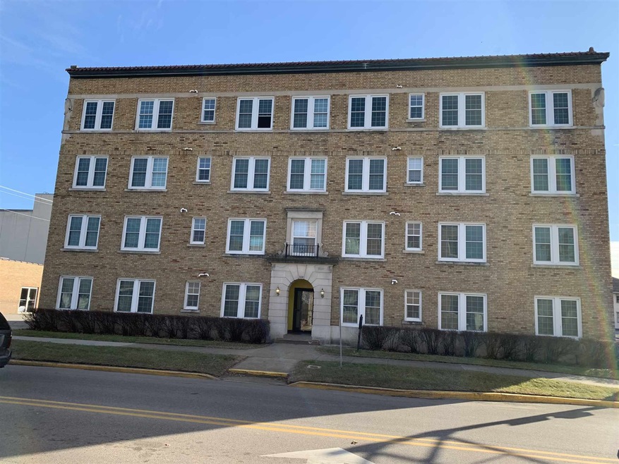 229 W Jackson Blvd, Elkhart, IN 46516 - photo 1