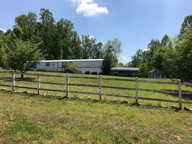 Large front and back yard mostly fenced in. Great 