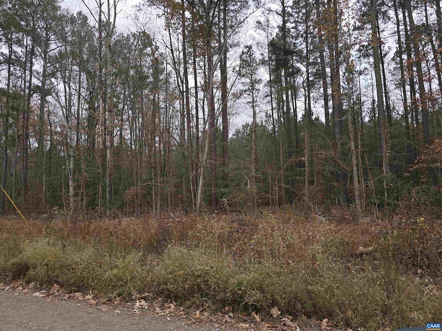 16 Evergreen Dr unit 16, Colonial Beach, VA 22443 - photo 1