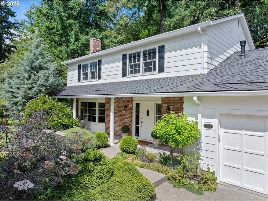 Sold $920,000 • Co-Listing Agent