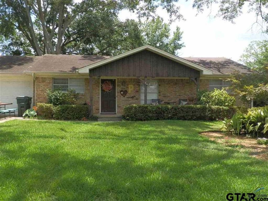 1101 1101 Balmoral, Tyler, TX 75703 - photo 1