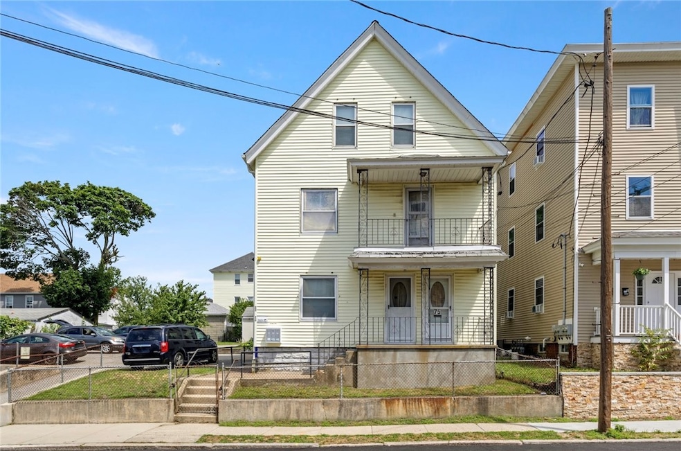 75 Baldwin St, Pawtucket, RI 02860 - photo 1