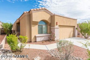 10443 front of home