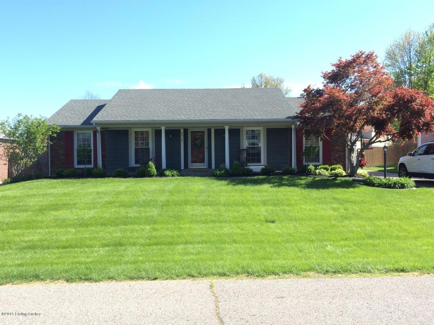 8014 Schroering Dr, Louisville, KY 40291 - photo 1