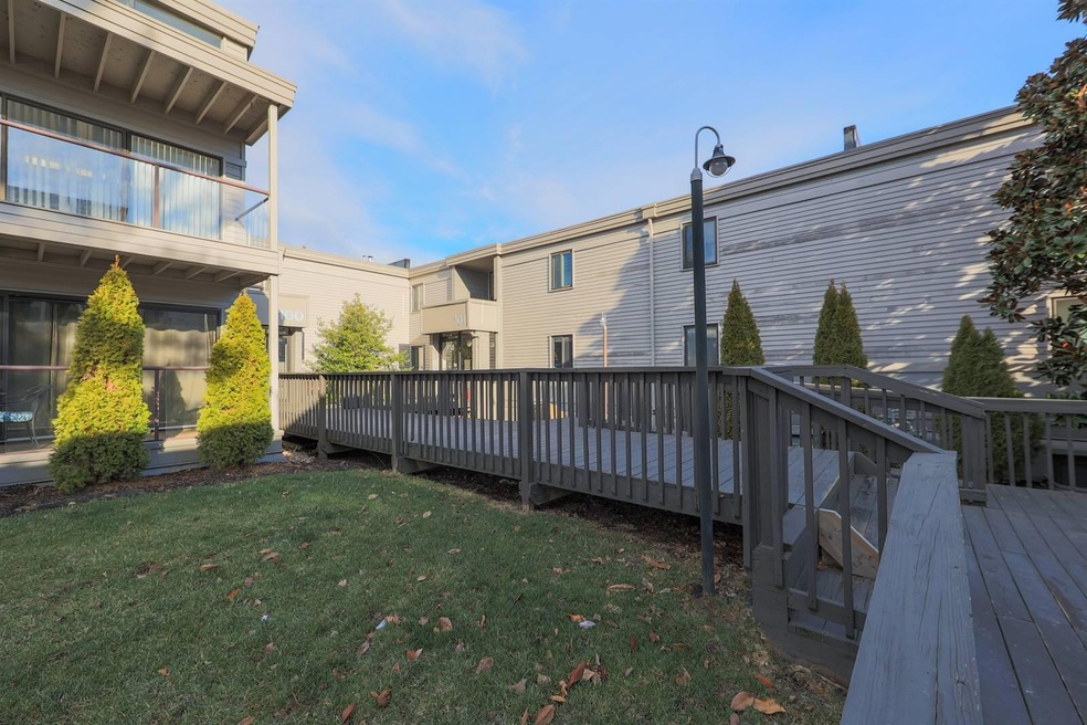 001-Exterior-Main