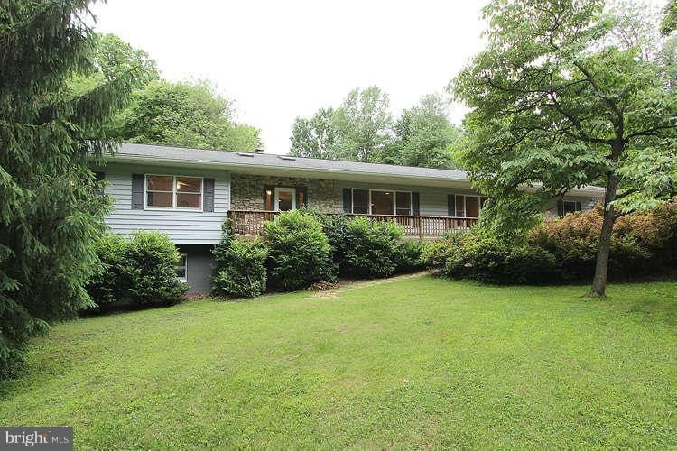 10510 Unity Ln, Potomac, MD 20854 - photo 1