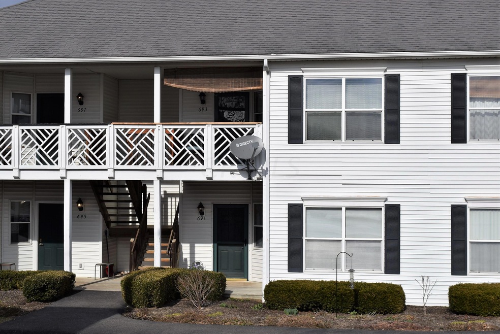 691 Millcrest Dr unit 691B, Marysville, OH 43040 - photo 1