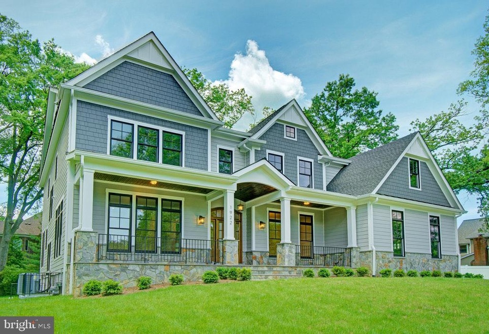 1922 Byrd Rd, Vienna, VA 22182 - photo 1