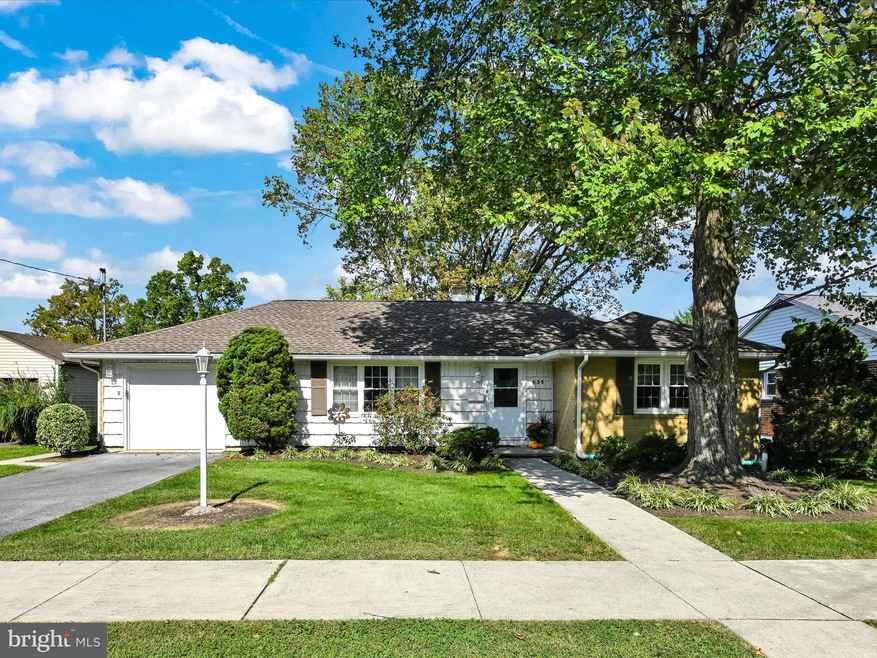 635 E Birch St, Palmyra, PA 17078 - photo 1