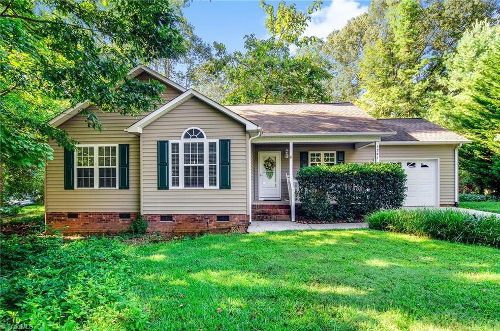 1241 E Mine St, Asheboro, NC 27205 - photo 1