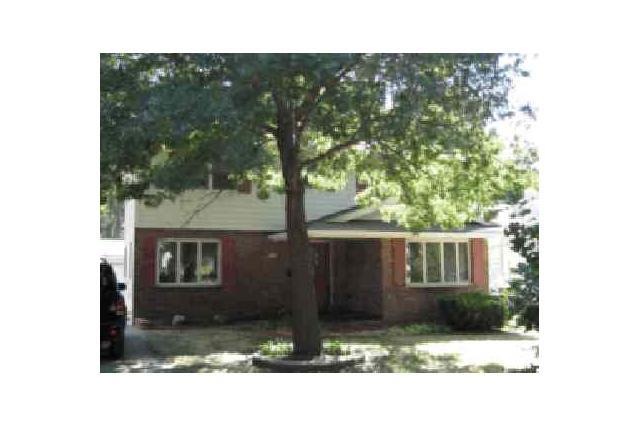 Exterior Front. Summer