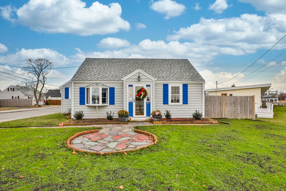 31 Mills Ave, Revere, MA 02151 - photo 1